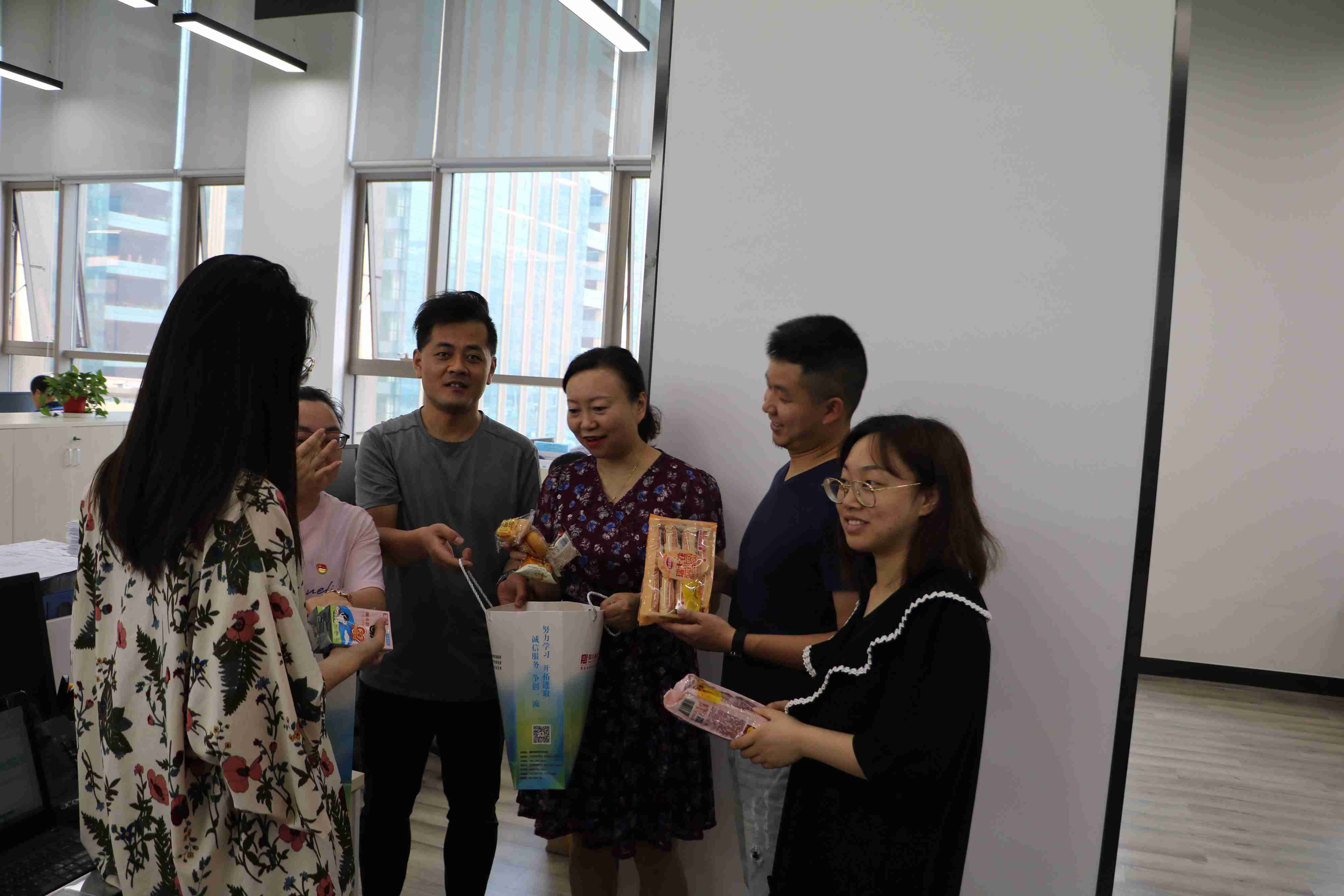 1032e0d0b6c4814c5991283bfcbdef1b_副本.jpg 1032e0d0b6c4814c5991283bfcbdef1b_副本.jpg